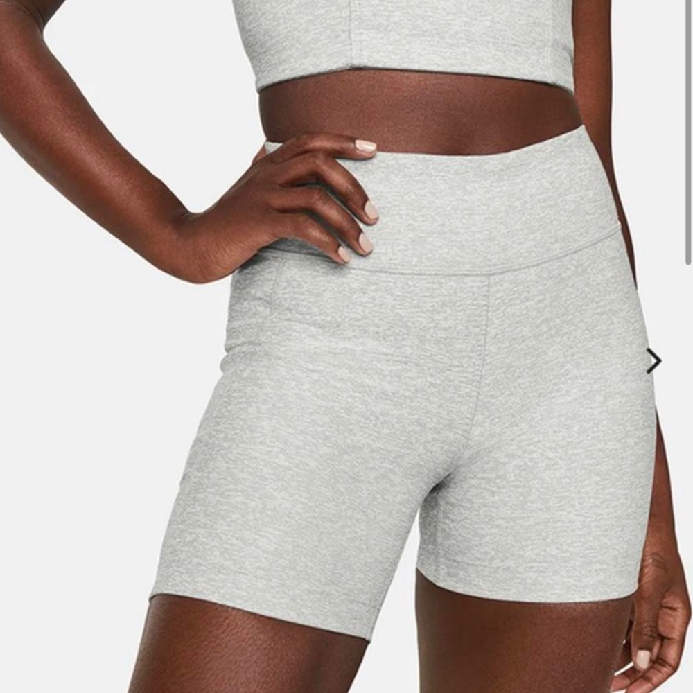 Outdoor Voices Warmup Shorts 5”